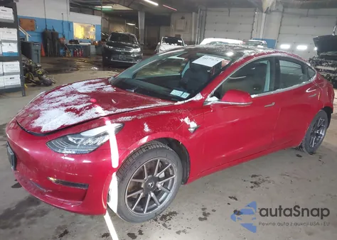 2020 Tesla Model 3 Standard Range Plus Rear-Wheel Drive/Standard Range Rear-Wheel Drive z USA, uszkodzony, nr VIN 5YJ3E1EA0LF705618